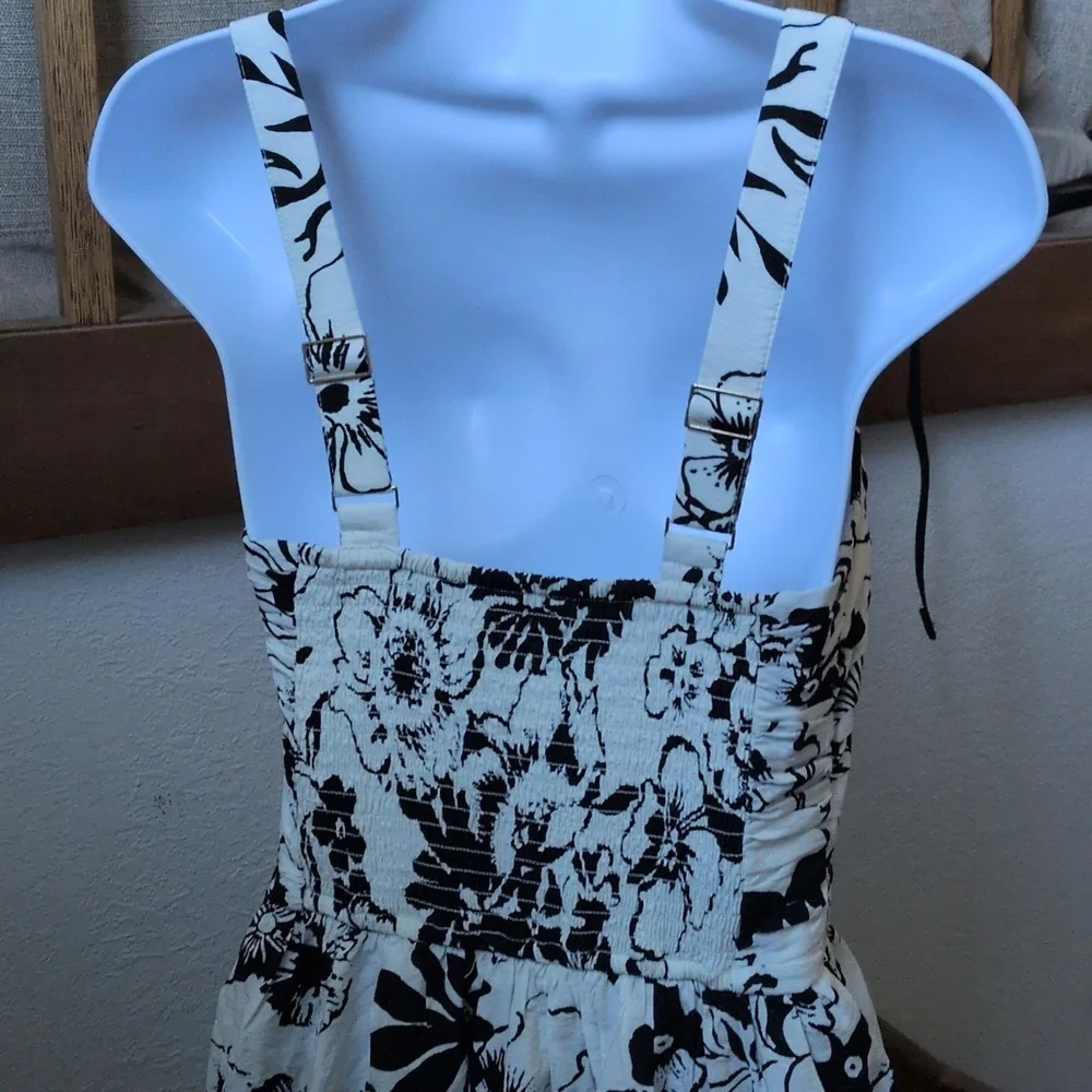 🍋✨ Nwt Abercrombie And Fitch Tiered Emerson Maxi Dress In Black And White S